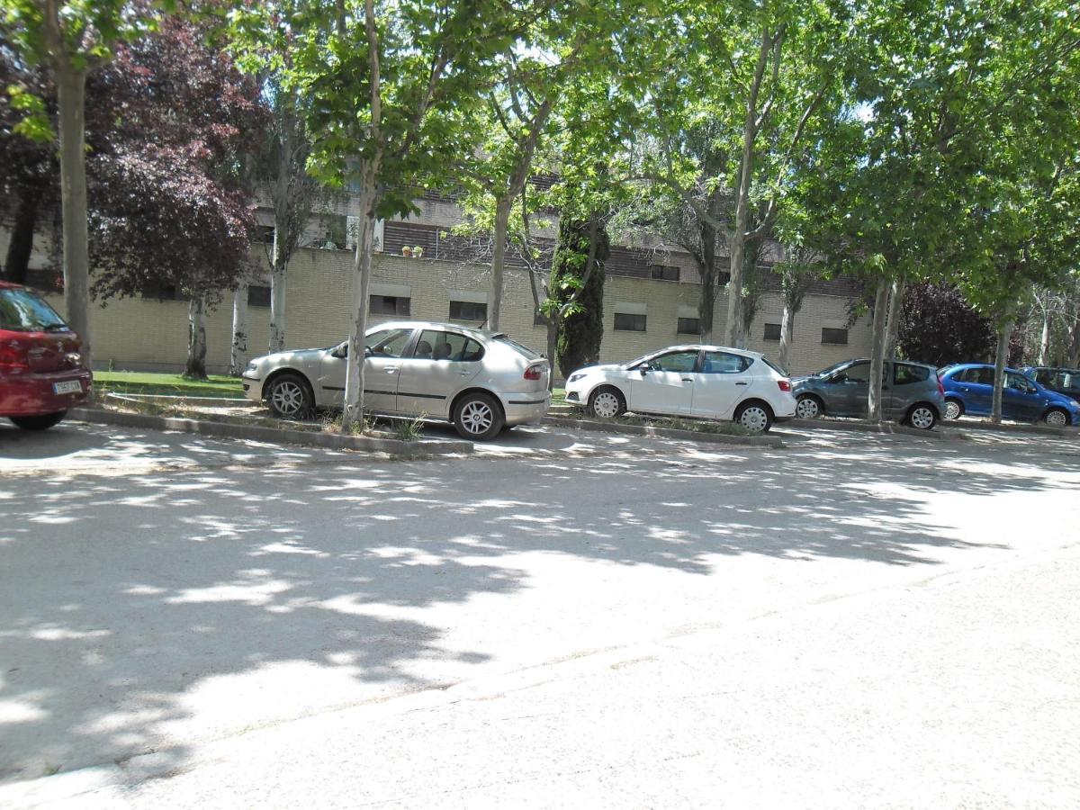 Hotel Escuela Madrid Kültér fotó