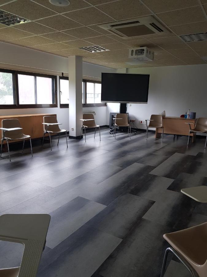 Hotel Escuela Madrid Kültér fotó