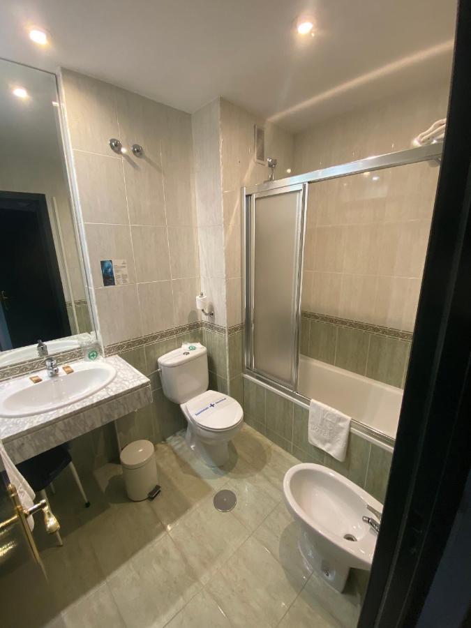 Hotel Escuela Madrid Kültér fotó