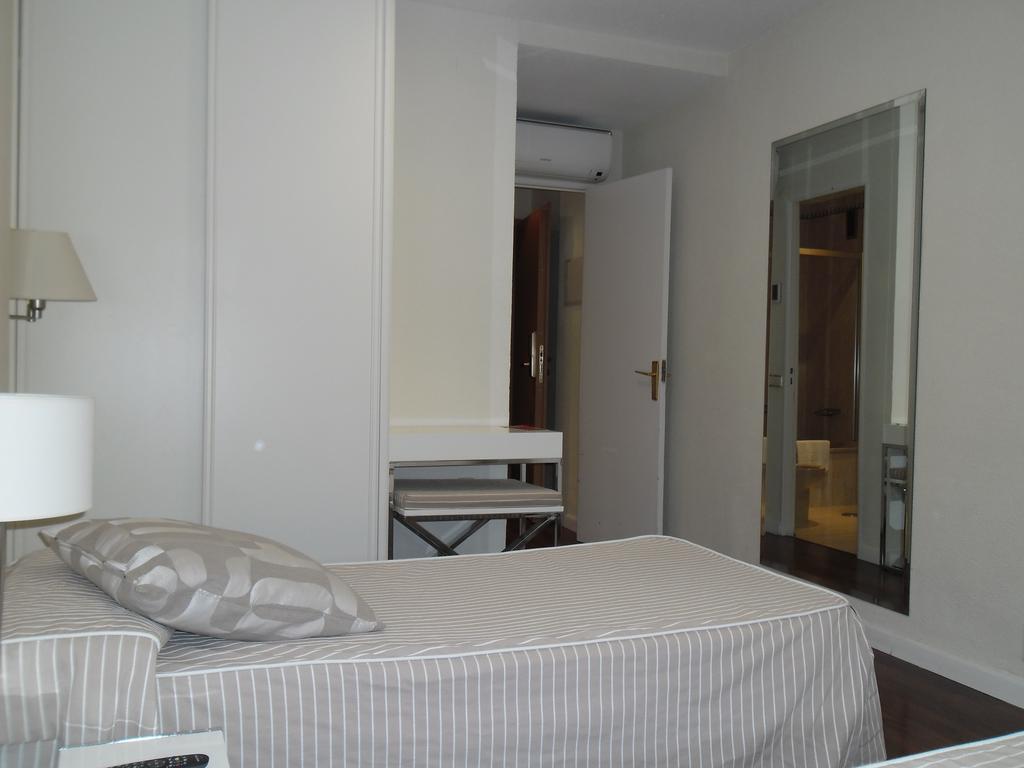 Hotel Escuela Madrid Szoba fotó