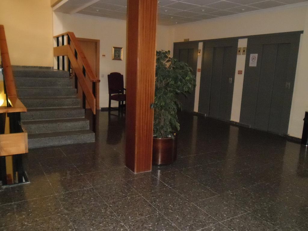 Hotel Escuela Madrid Kültér fotó