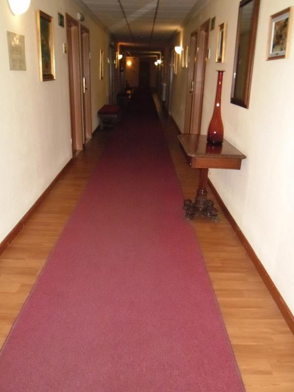 Hotel Escuela Madrid Szoba fotó