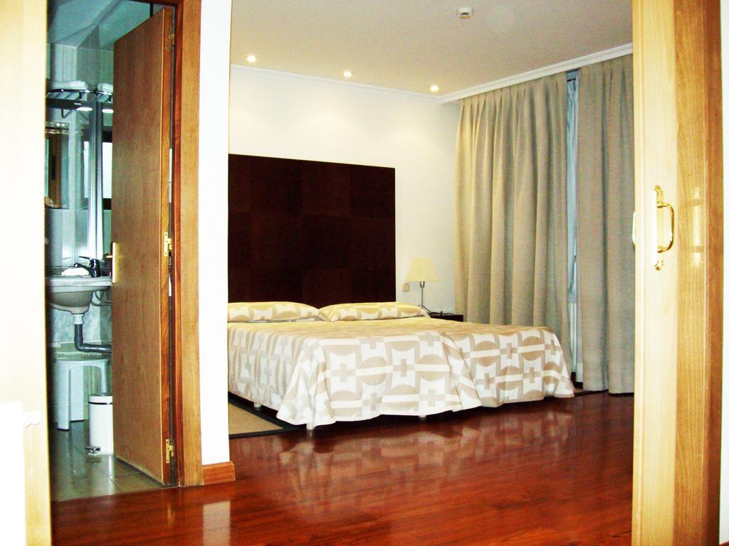 Hotel Escuela Madrid Szoba fotó