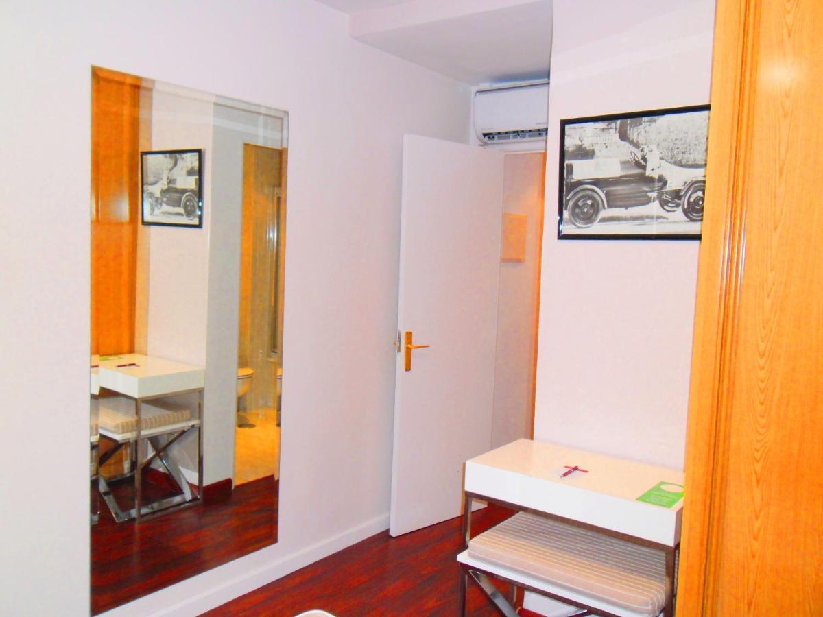 Hotel Escuela Madrid Kültér fotó